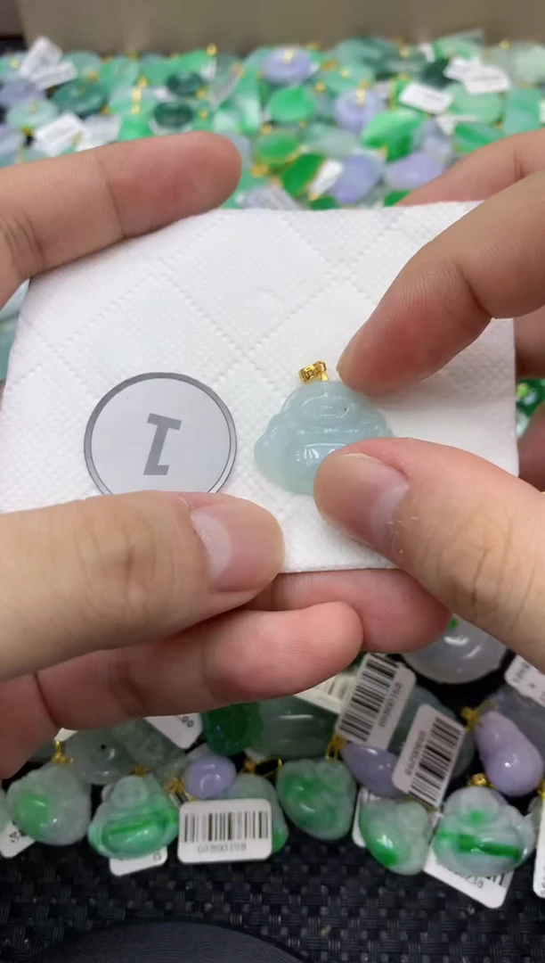 颈饰未镶嵌翡翠天然缅甸翡翠A货