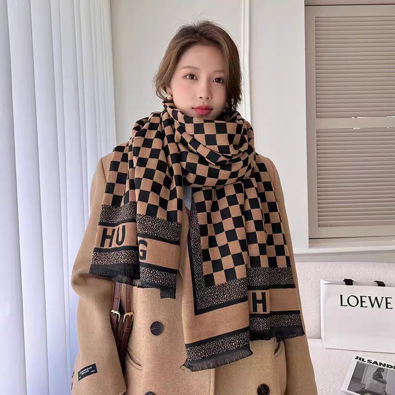 新款棋格双面保暖加厚秋冬季节围巾女办公室空调披肩围脖185x65