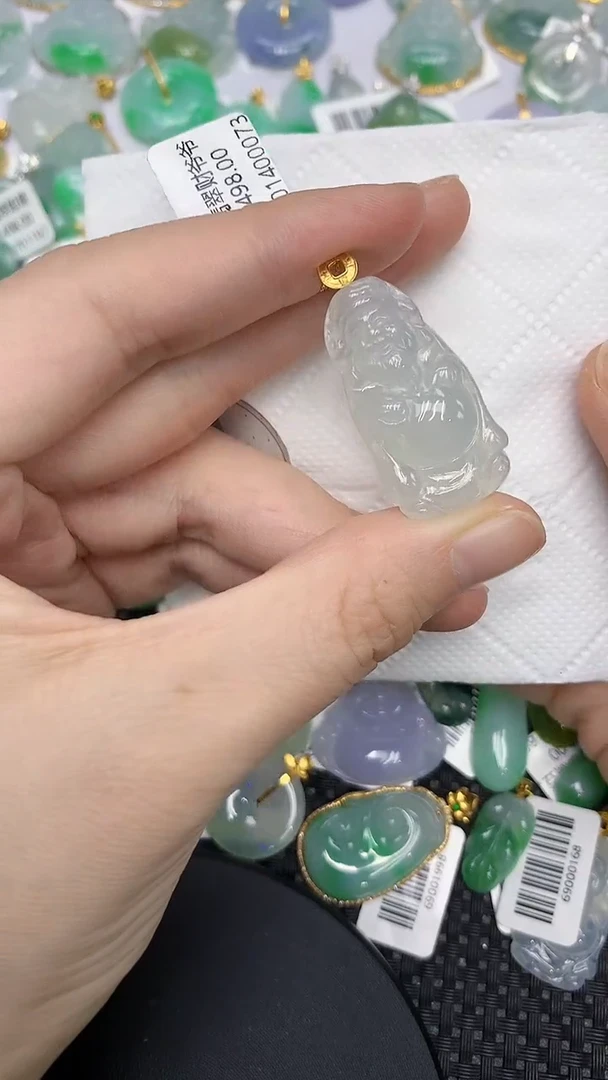 颈饰18K金镶嵌翡翠1111111111