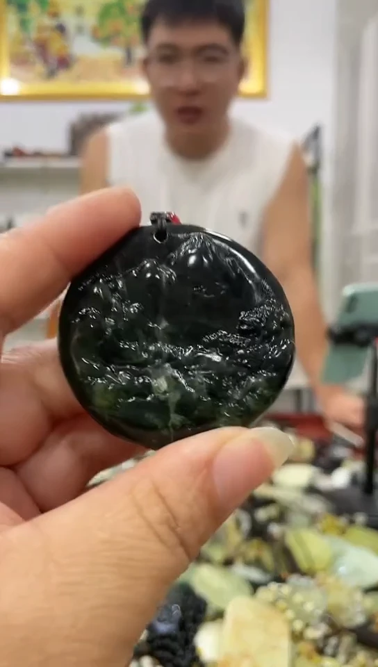 岫玉未镶嵌挂件