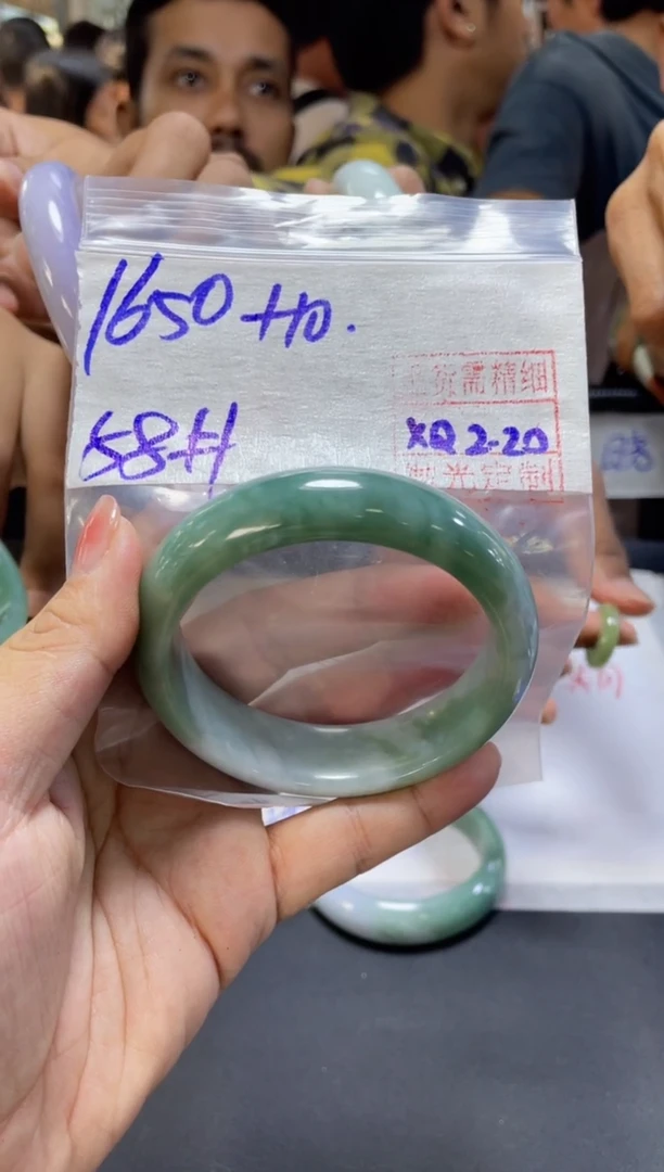 【闪购商品】定制翡翠未镶嵌多人+手镯58#1650元毛货需精细抛光