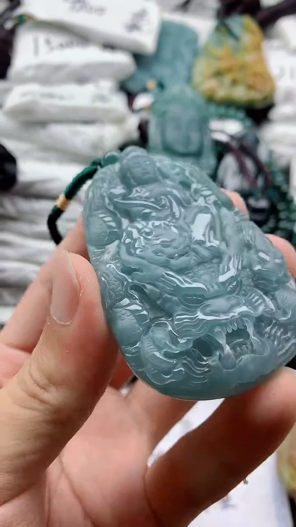 翡翠未镶嵌颈饰88888888