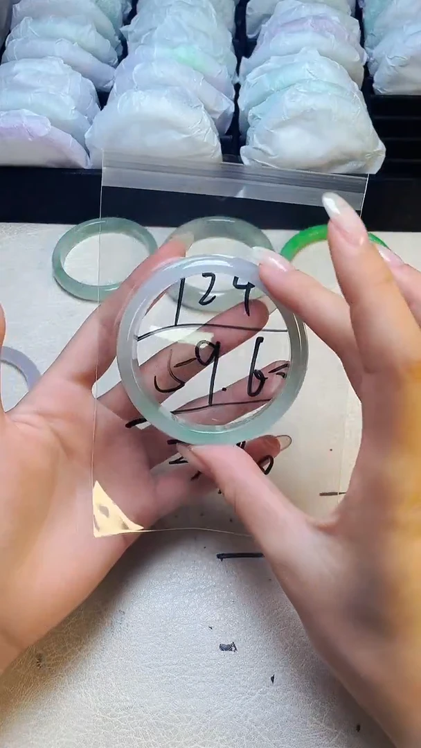 缅风美人翠手镯124