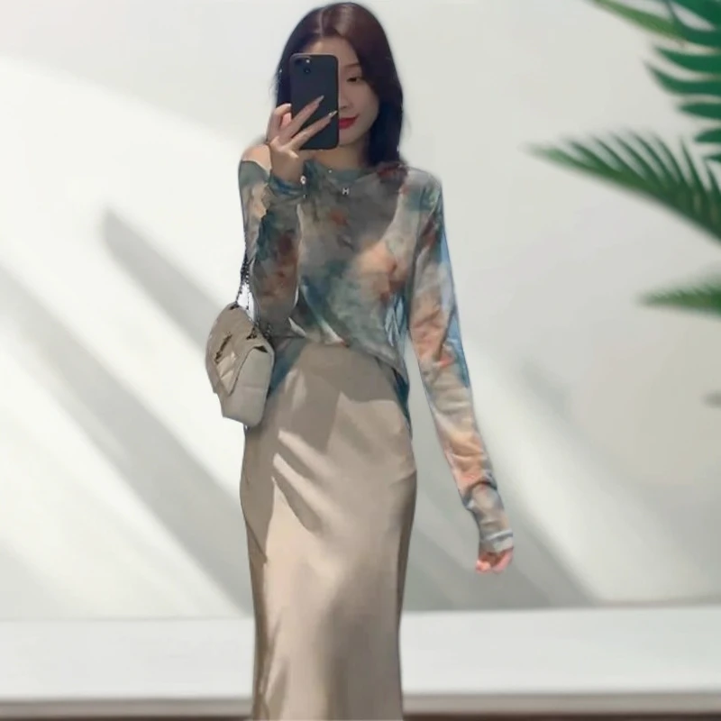 今年流行的漂亮套装女夏季时尚晕染防晒上衣高腰半身裙气质两件套