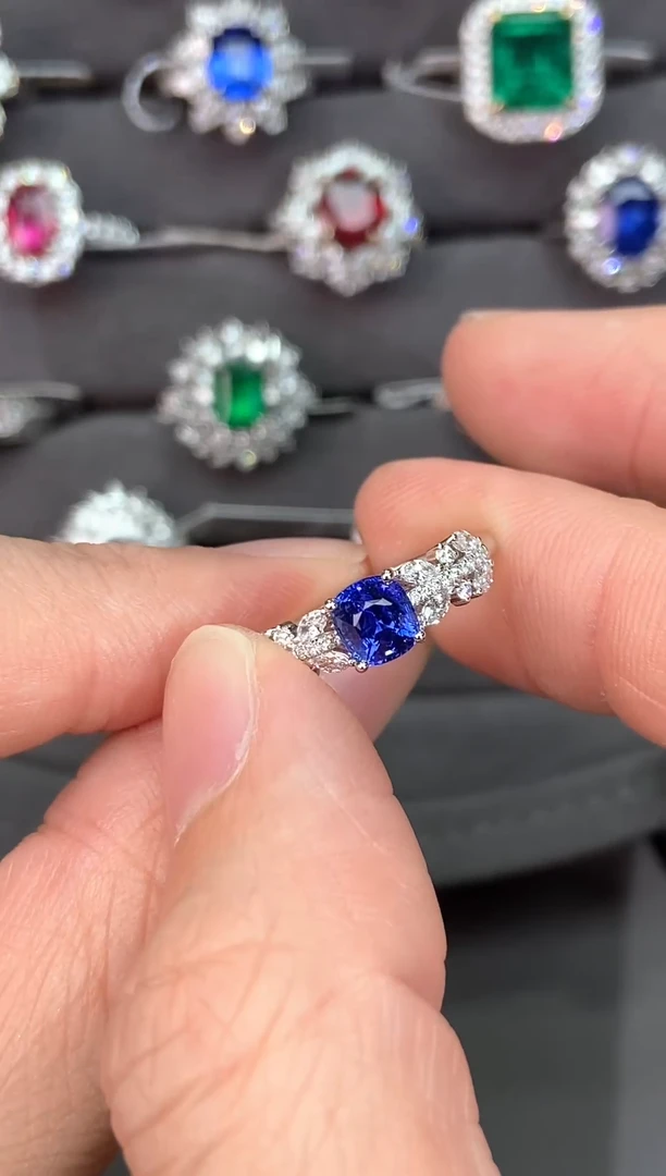 戒指蓝宝石18K金镶嵌【闪购】1.06ct/七天鉴赏