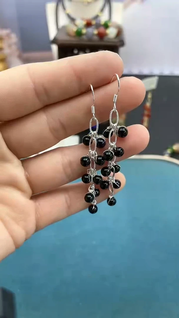 【闪购商品】黑色碧玺耳饰银S925镶嵌黑色鞭炮耳钩