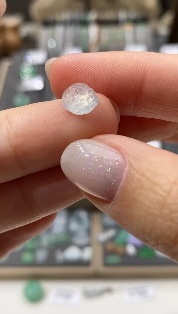 颈饰未镶嵌翡翠貔貅