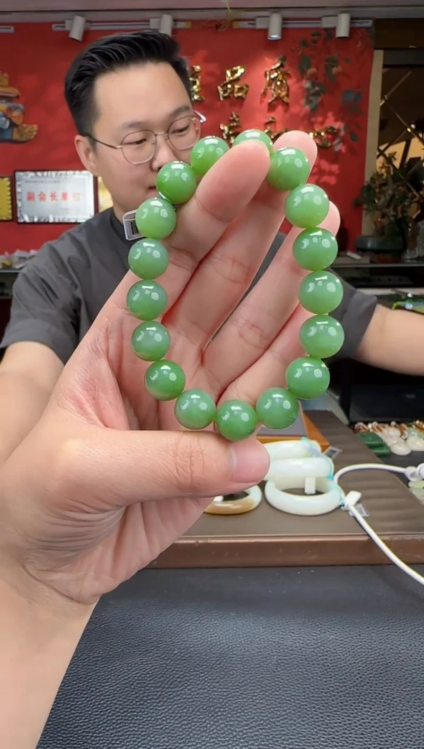 手串未镶嵌和田玉碧玉粉青单圈手串