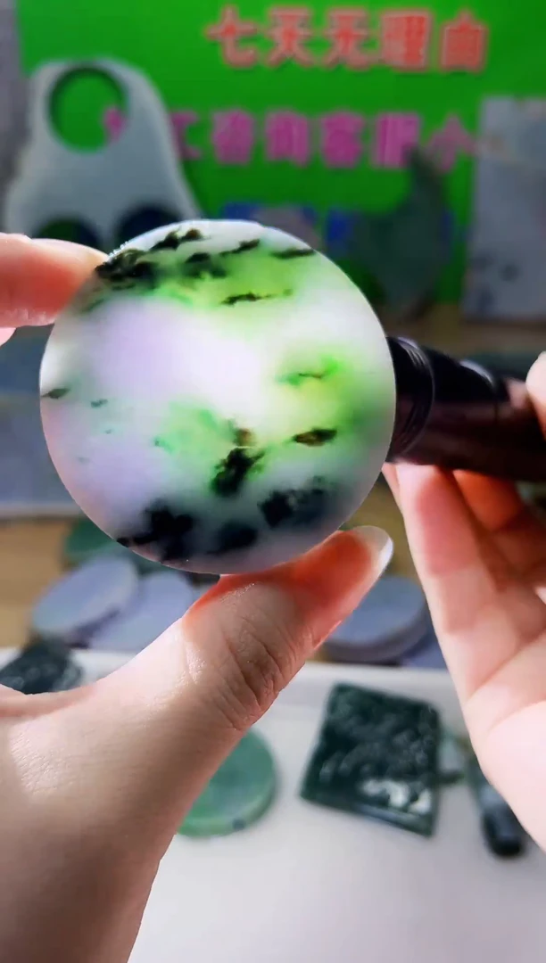 翡翠未镶嵌颈饰天然翡翠A货135