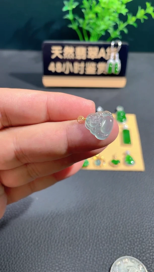 【闪购商品】翡翠颈饰18K金镶嵌翡翠