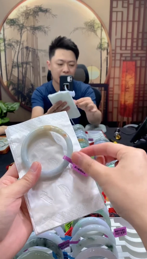 未镶嵌手镯翡翠000058169