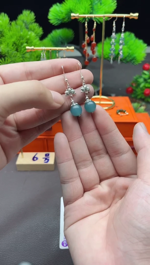 石英质玉（天山翠）银S925镶嵌耳饰237