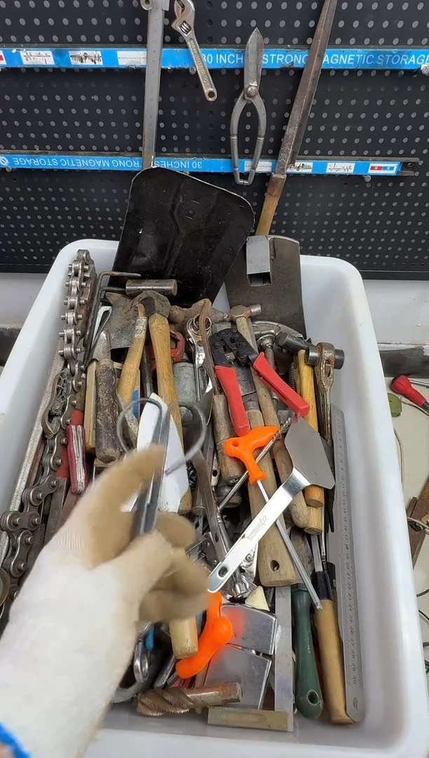 镁甜****?五金工具五金工具