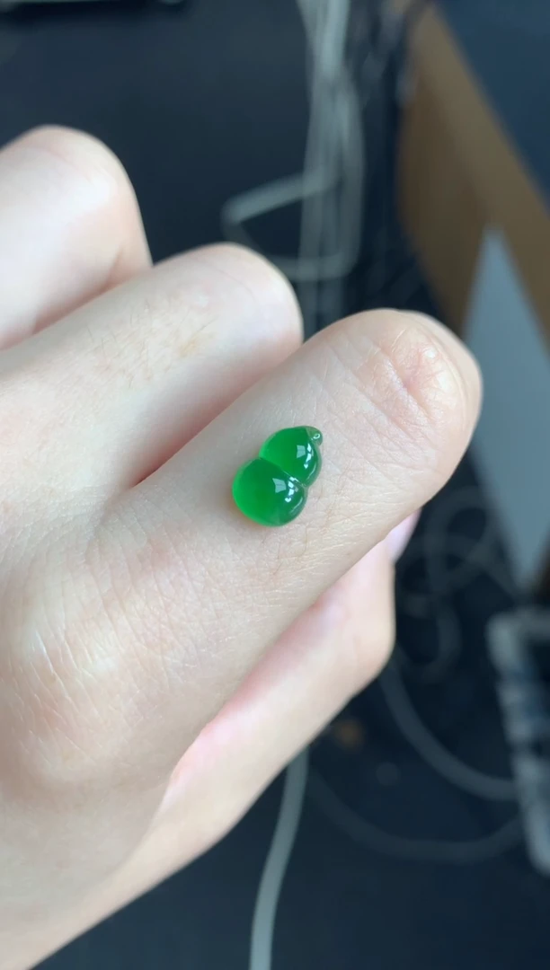 定制翡翠未镶嵌葫芦