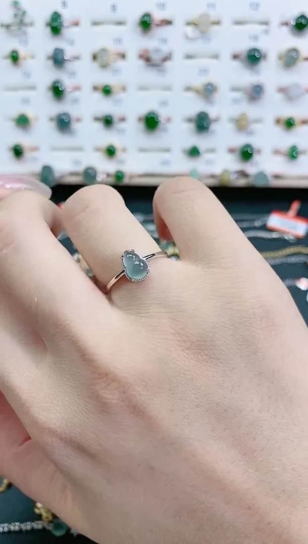 翡翠戒指银S925镶嵌天然翡翠