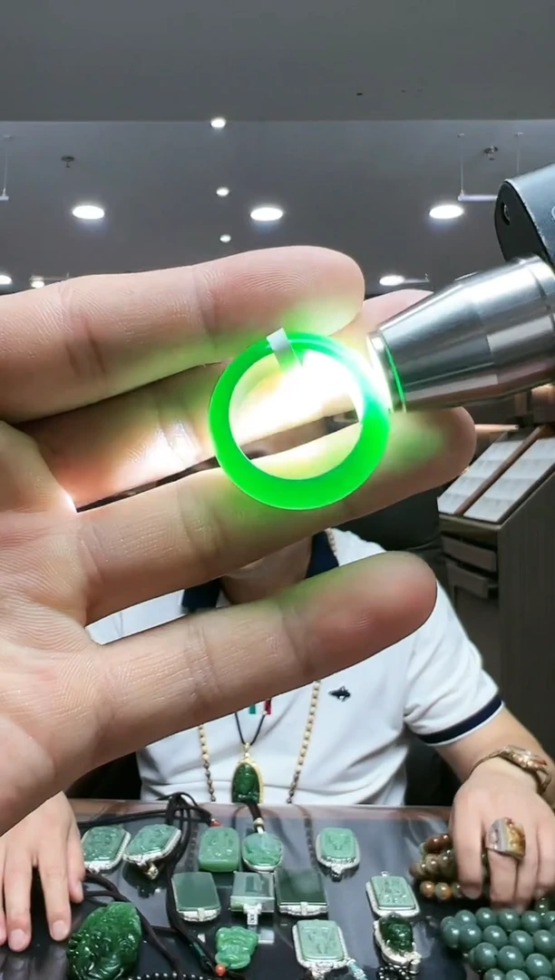 多样性发货其中发一