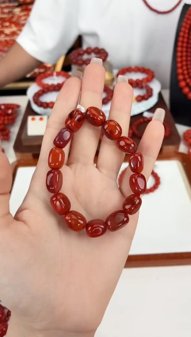 南红玛瑙瓦西随型手串未镶嵌一个/条