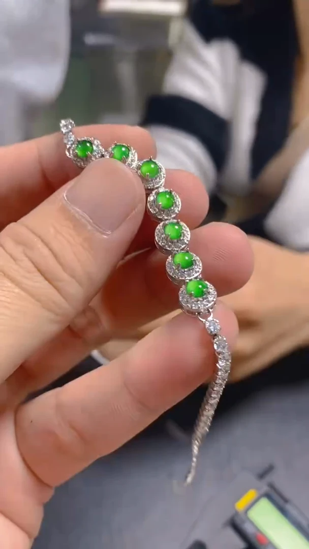 【闪购商品】翡翠手链未镶嵌0044856570/多样性发一