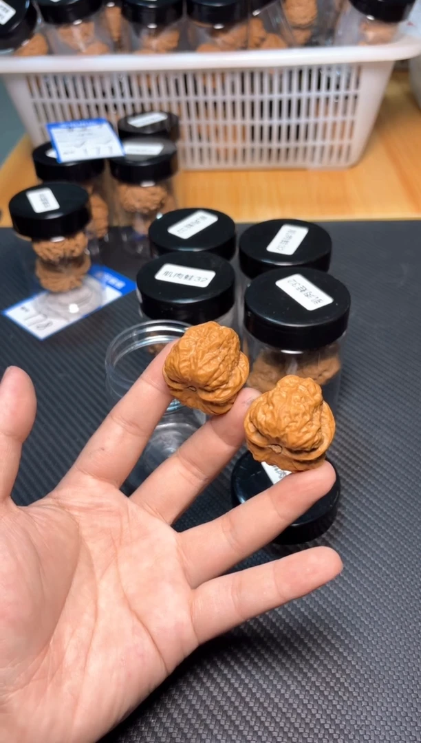 文玩核桃把件179延庆蛙有修打好底