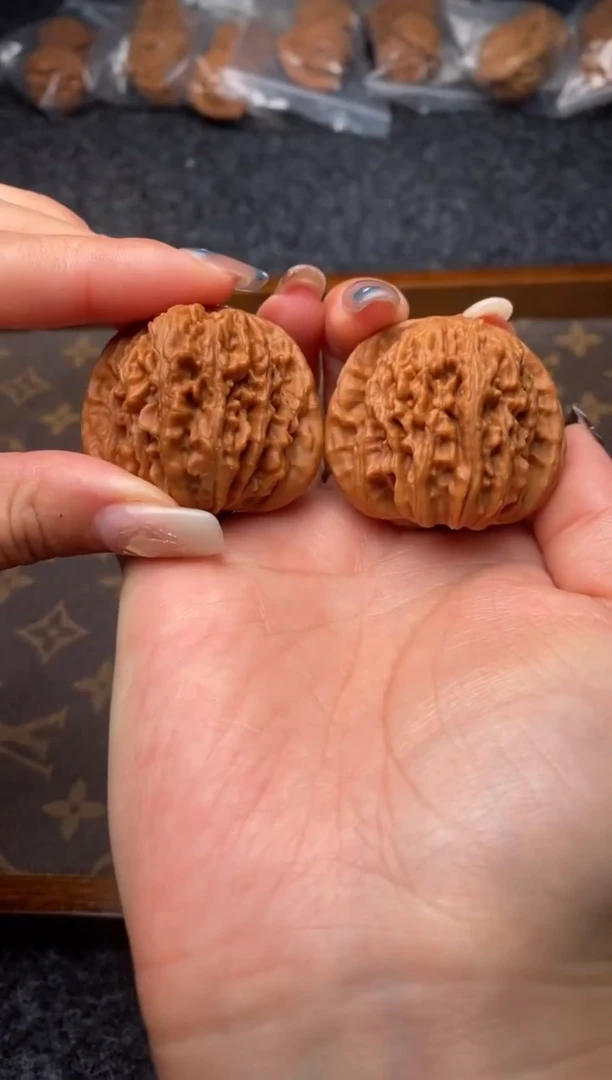 把件文玩核桃B06号42尺四座楼