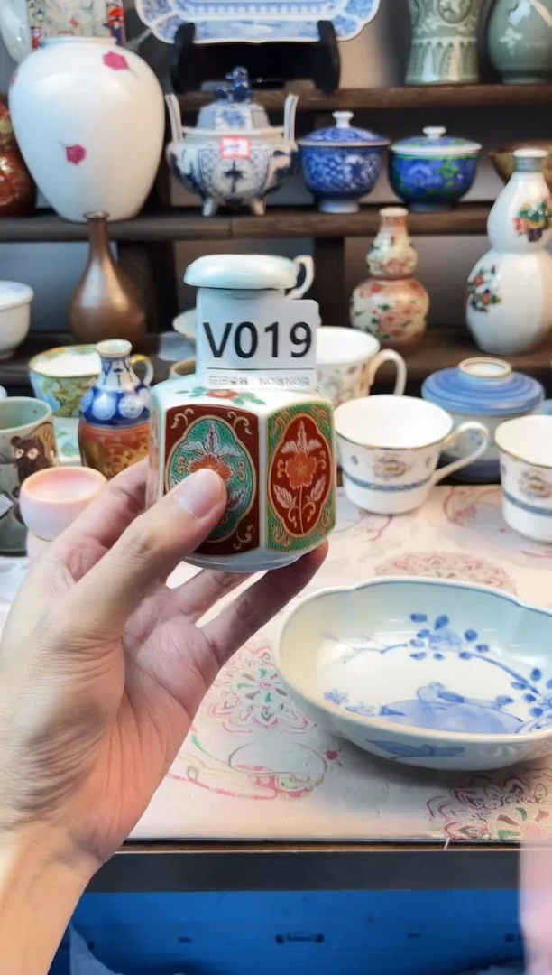 瓷片虹*喵 V019不退不换.感谢理解