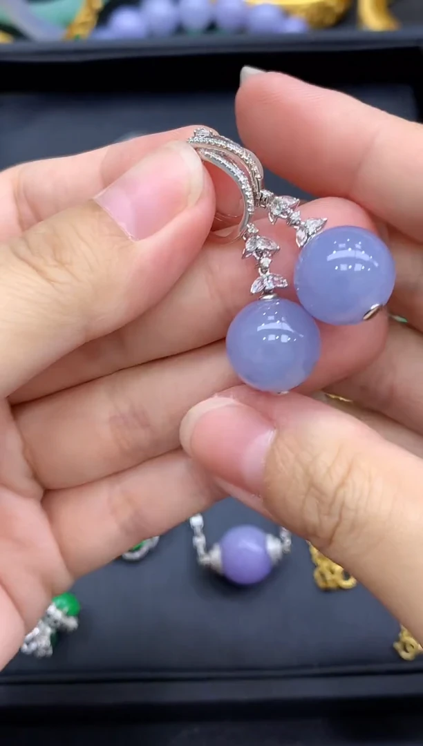 18K金镶嵌翡翠耳饰700-中国好珍宝