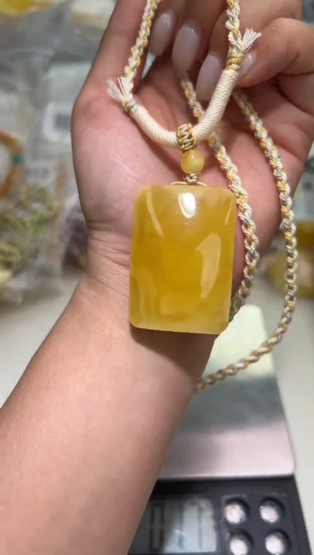 裸石琥珀未镶嵌琥珀蜜蜡吊坠