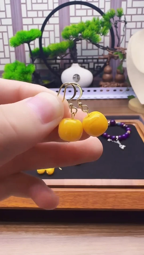 蜜蜡14K金镶嵌耳饰E01