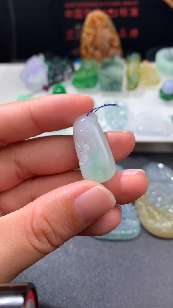 未镶嵌定制翡翠