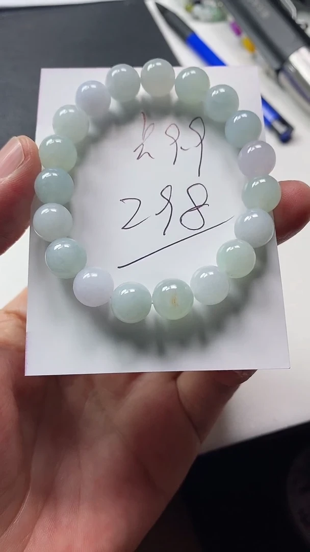颈饰未镶嵌翡翠手串
