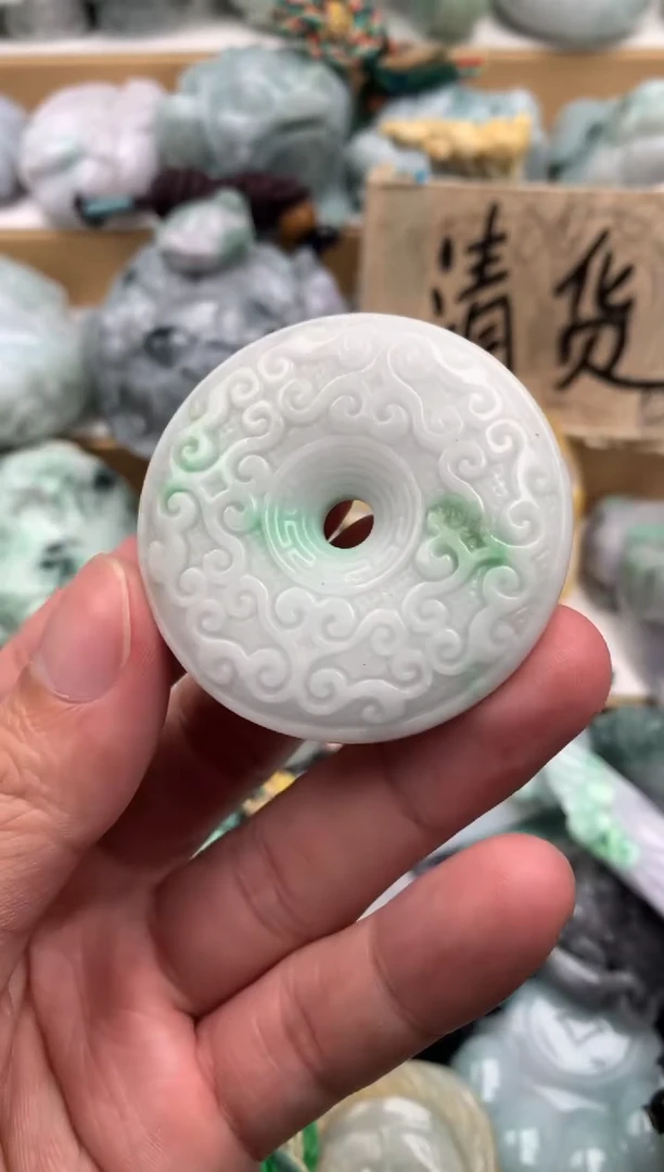 吊坠(不含链)未镶嵌翡翠1