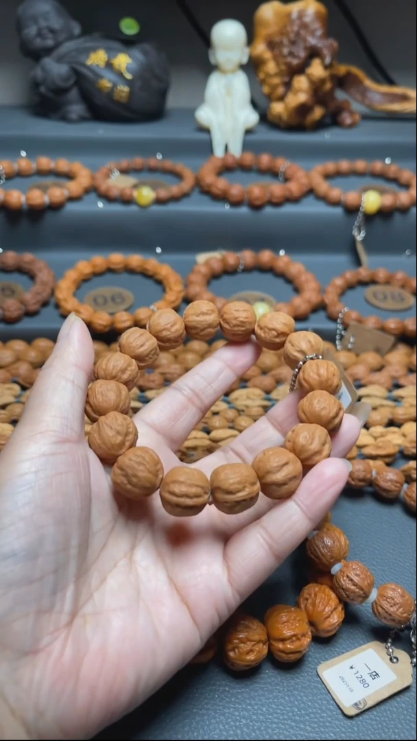手串文玩核桃超***娃核桃手串