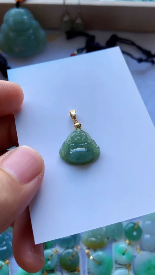 颈饰未镶嵌翡翠1