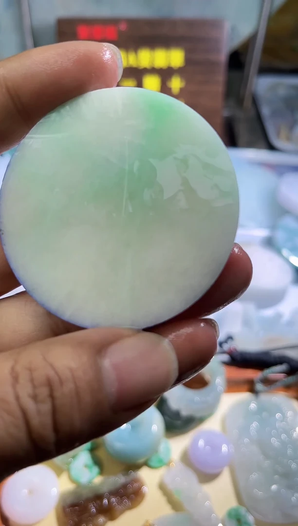 未镶嵌挂件翡翠天然缅甸翡翠A货