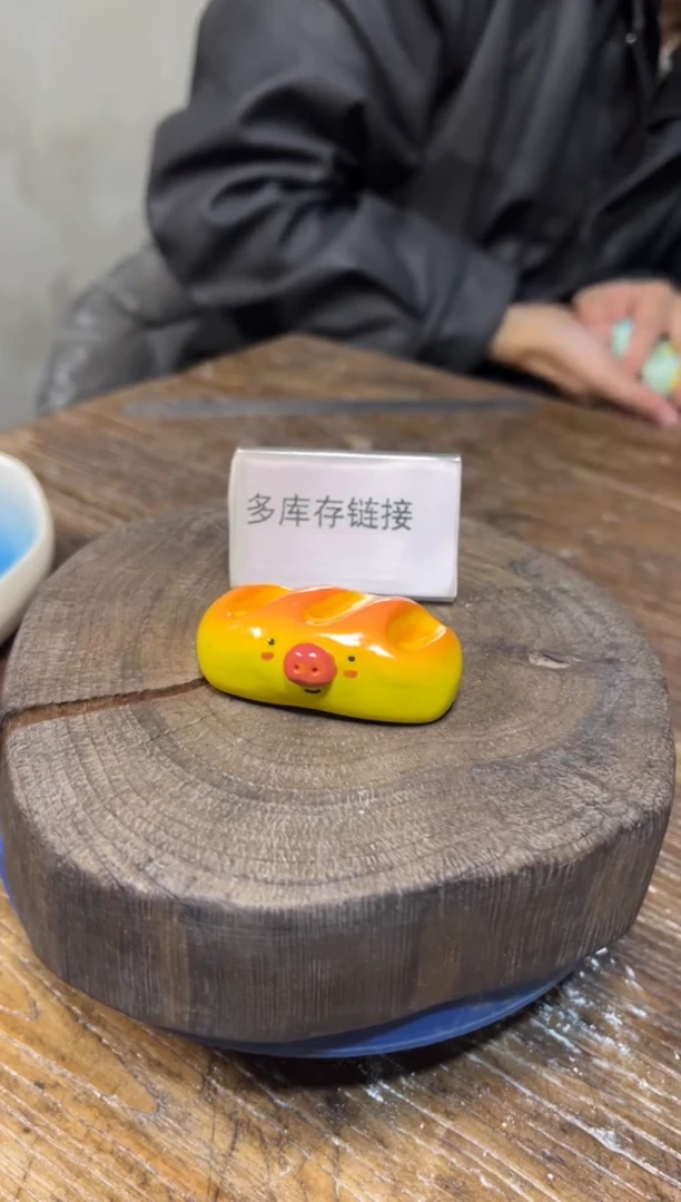 42手绘釉下彩微瑕陶瓷