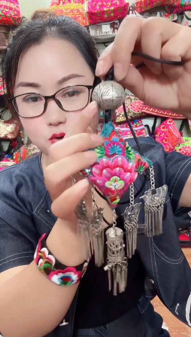 棉涤老绣项链毛衣链手工绣花