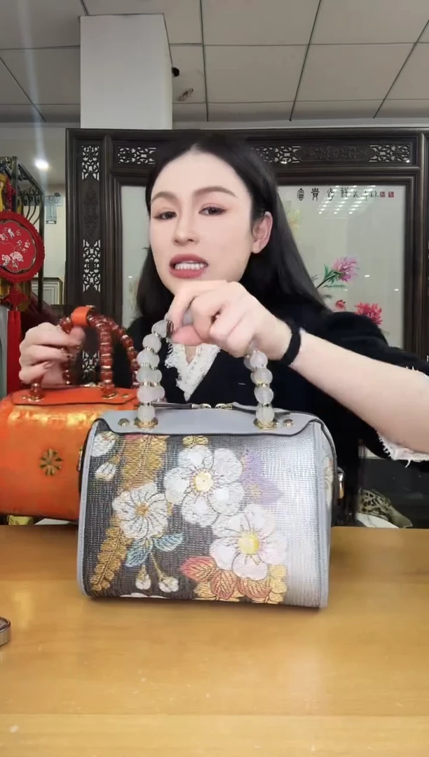 牛皮（革）猫*白1111111111
