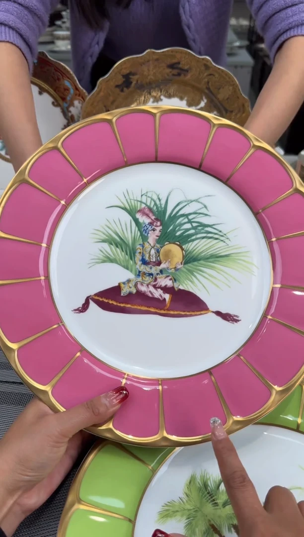 【闪购商品】瓷片12寸平盘正品1个  福利价