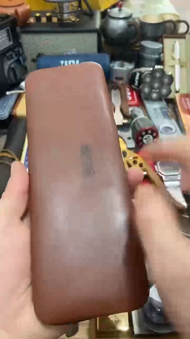 瓷片闪购商品 如图所示