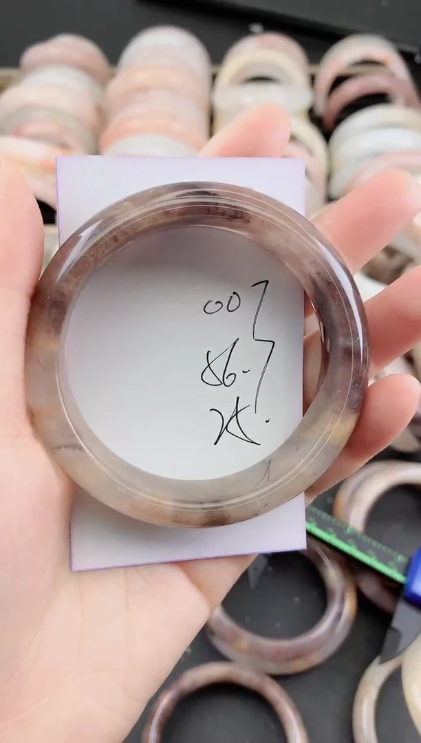 未镶嵌手镯石英质玉（金丝玉）007