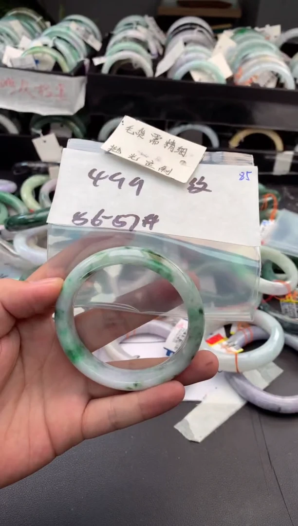 【闪购商品】定制翡翠未镶嵌毛货需精细抛光+多人