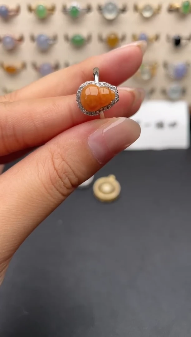 银S925镶嵌戒指翡翠一物一证一礼盒