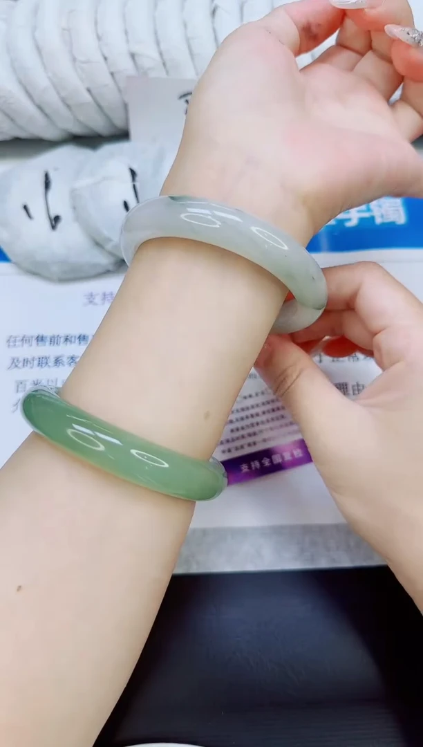 未镶嵌手镯石英质玉60/58