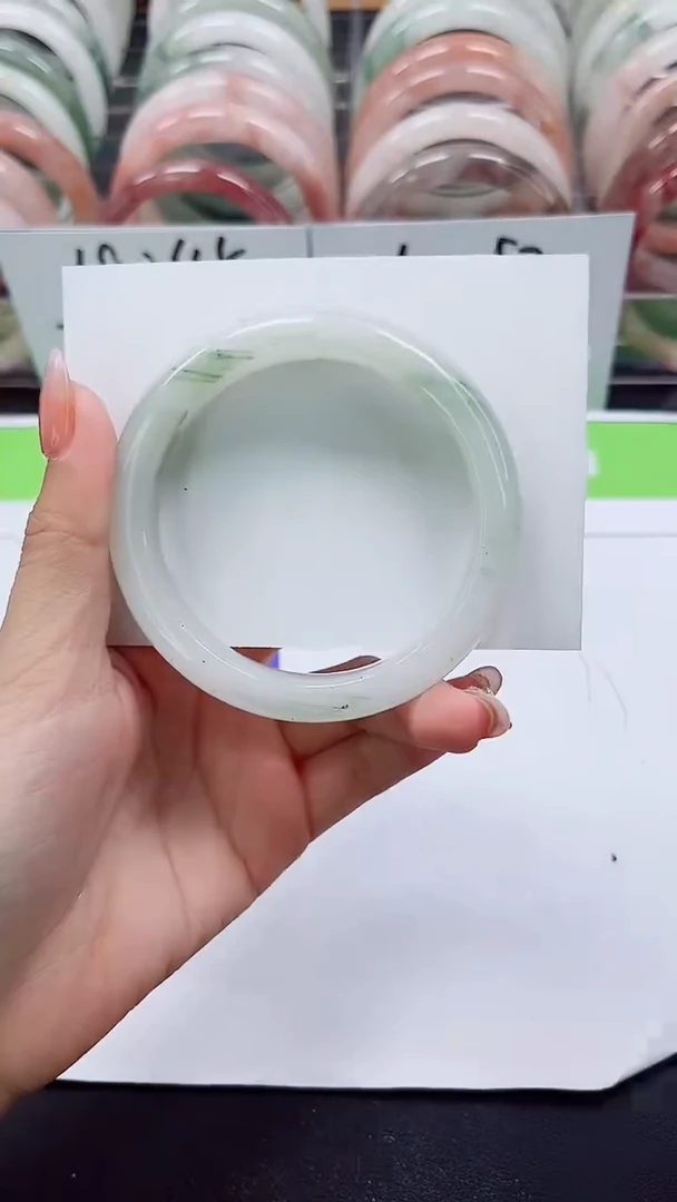 【闪购商品】石英质玉手镯合金A13-55/56