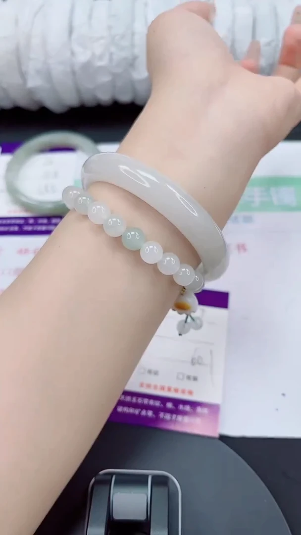 石英质玉手镯未镶嵌27-60/61