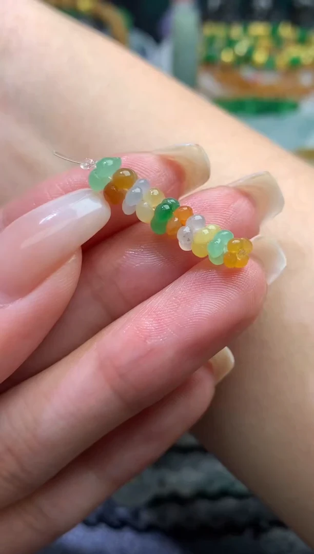 未镶嵌定制翡翠毛货 卡5 10颗