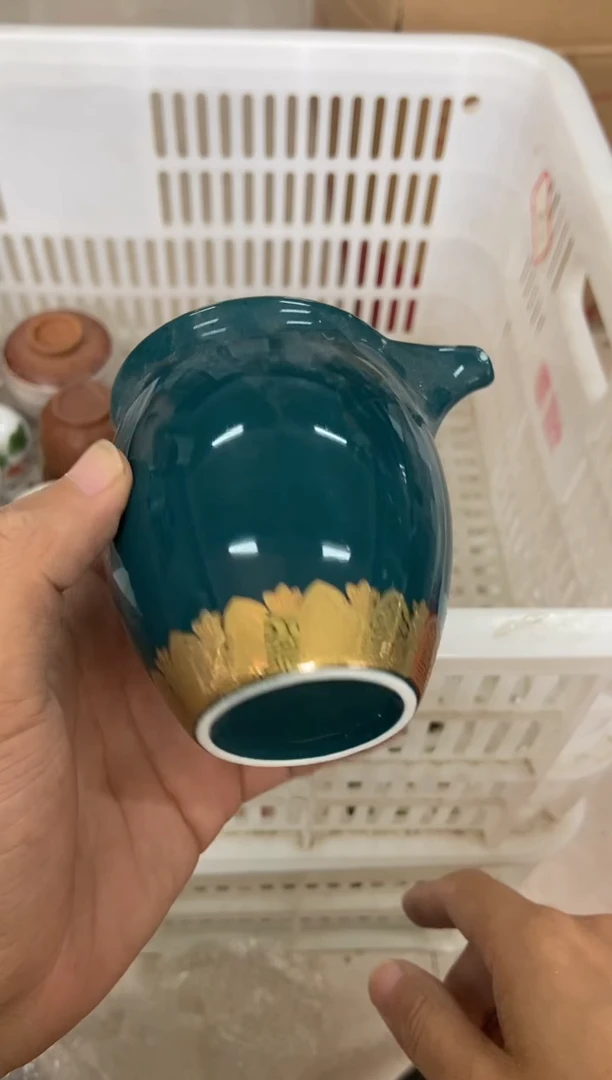 杯无运费险有瑕疵的摄影的产品有使用过的痕迹有点脏介意勿拍