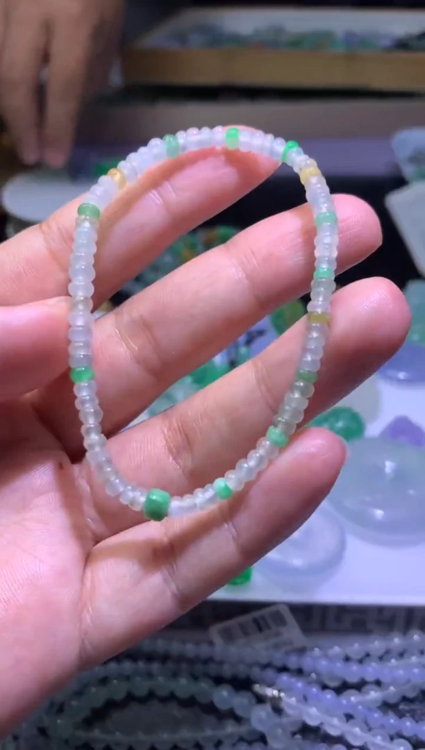 未镶嵌定制翡翠毛货