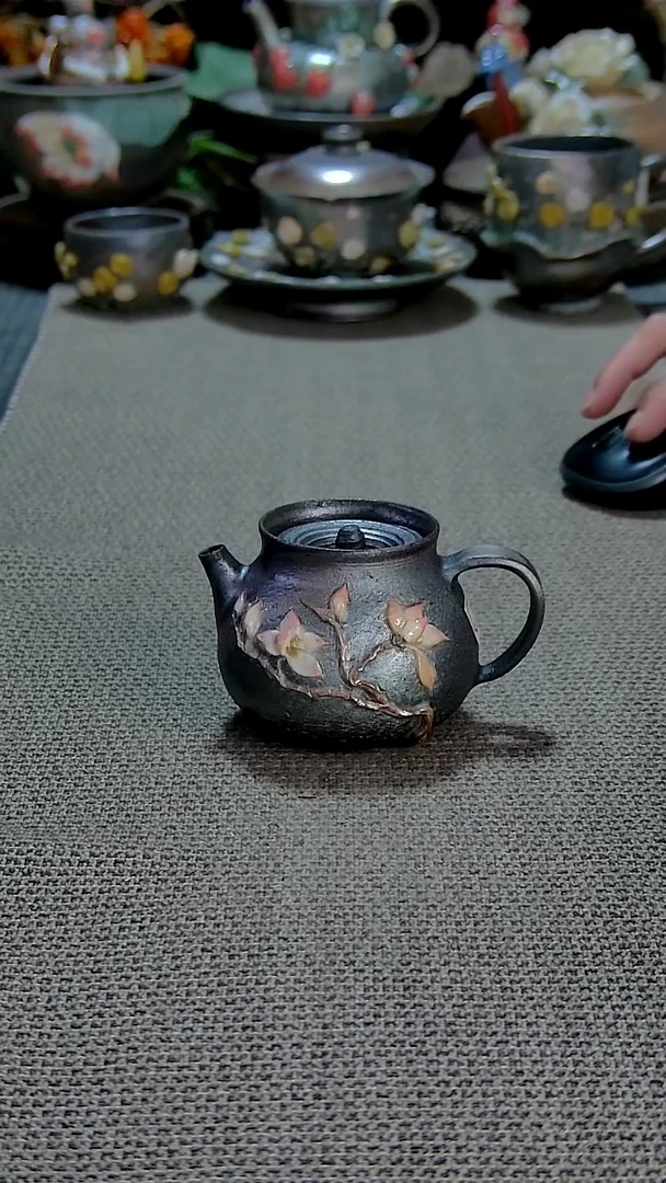 月*颜老师玉兰花柴烧壶