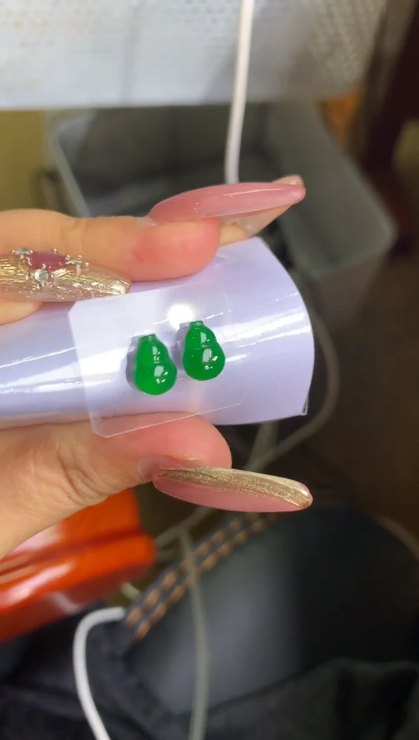 未镶嵌定制翡翠玺**梢翡翠